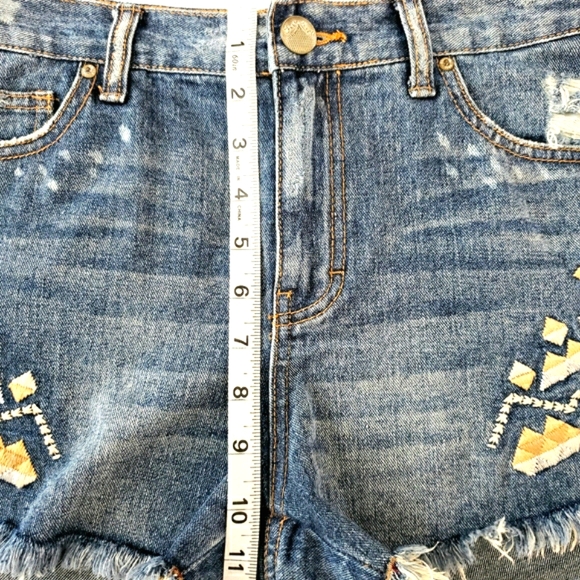 Like New Free People Studded & Frayed Med Rise Jean Shorts - Picture 11 of 14